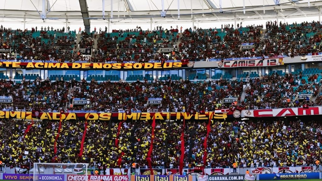 Colo-Colo x Vitória | Após 5 anos, torcida do Vitória volta à Arena Fonte Nova